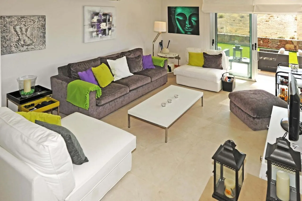 הוילה מספאלומס Salobre Vista Golf 25 0*,  ספרד